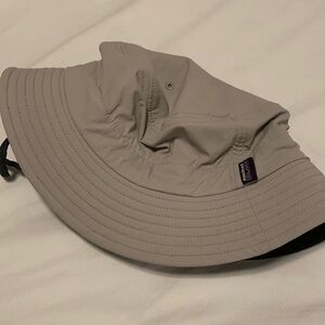 Patagonia surf hat bucket hat
